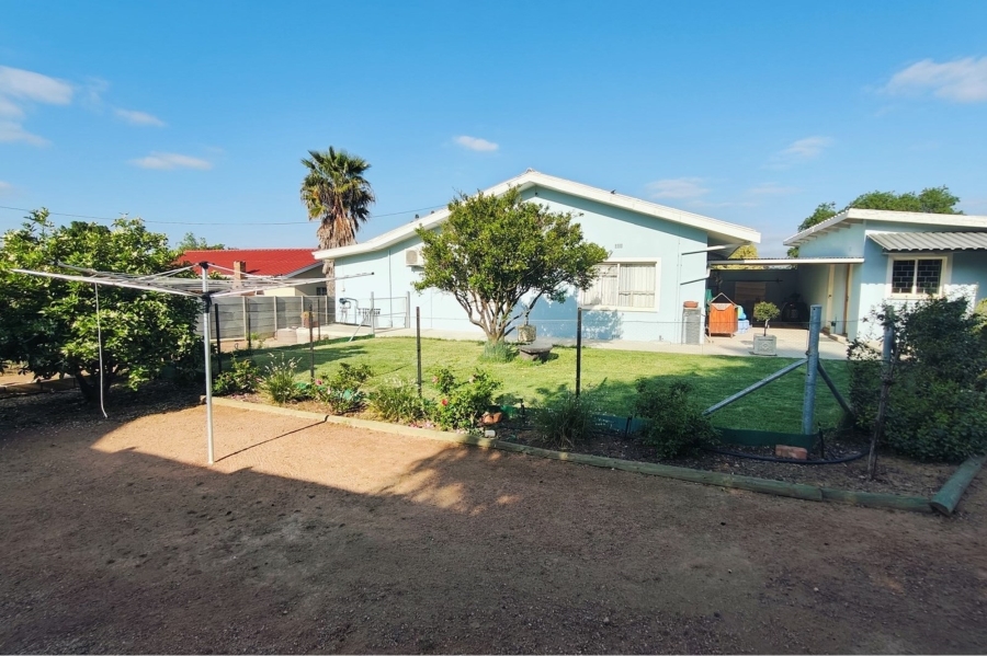 3 Bedroom Property for Sale in Moorreesburg Western Cape